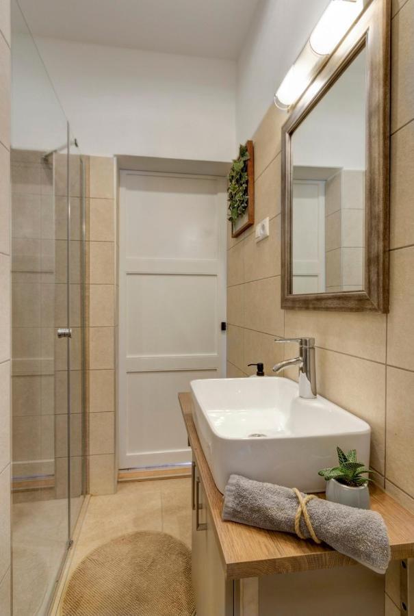Appartamento Atosland Budapest Esterno foto